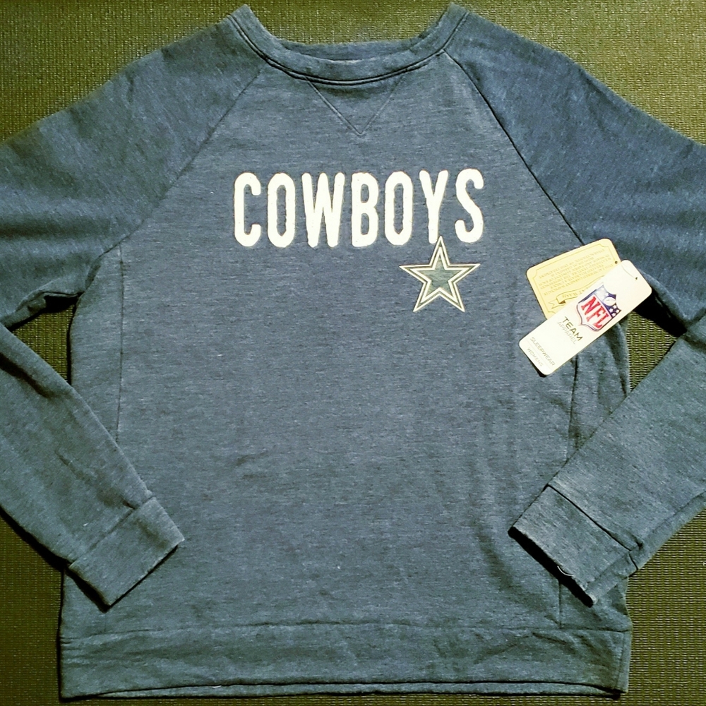 WOMAN'S DALLAS COWBOYS Pullover Scholar LS Top (M or L)